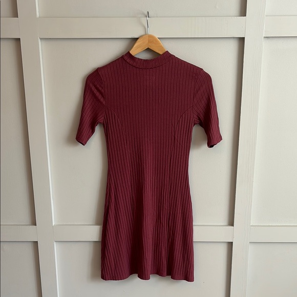 Burgundy Knit Dress - Picture 3 of 4